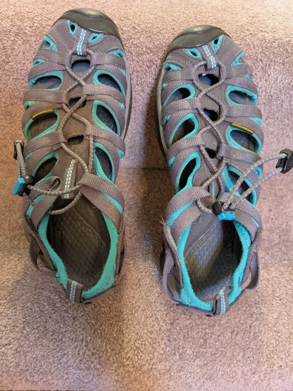 Keen sandals teal gray waterproof size 8